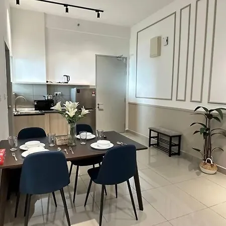 Seaview Amber Cove In Melaka Town Apartment Exterior photo