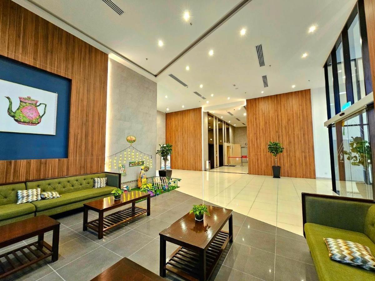 Apartment Seaview Amber Cove In Town Malacca